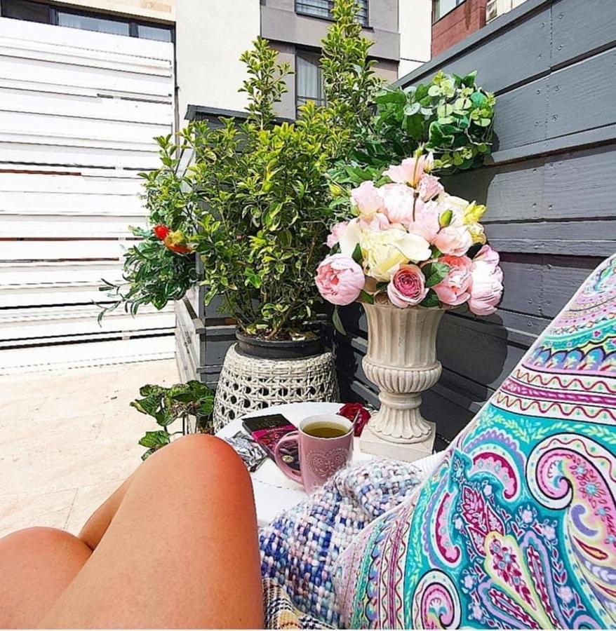 Casa In Inima Capitalei Villa บูคาเรสต์ ภายนอก รูปภาพ