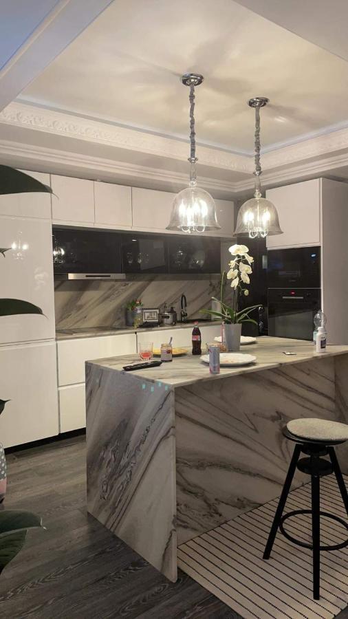 Casa In Inima Capitalei Villa บูคาเรสต์ ภายนอก รูปภาพ